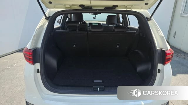 Kia Sportage The Bold 2018 Белый из Кореи, фото 6