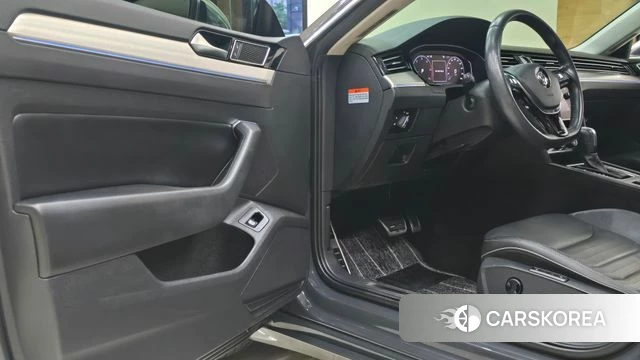 Volkswagen Arteon 2020 Серый из Кореи, фото 6