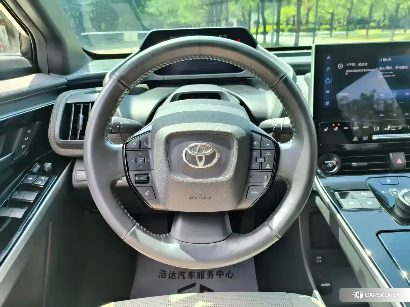 Toyota FAW Toyota bZ4X 2022 Silver/gray из Китая, фото 6