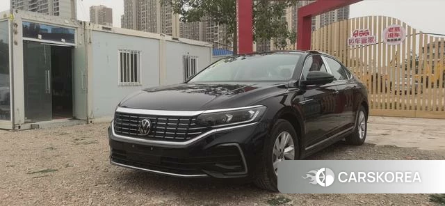 Volkswagen Passat PHEV 2025 Черный из Китая, фото 6