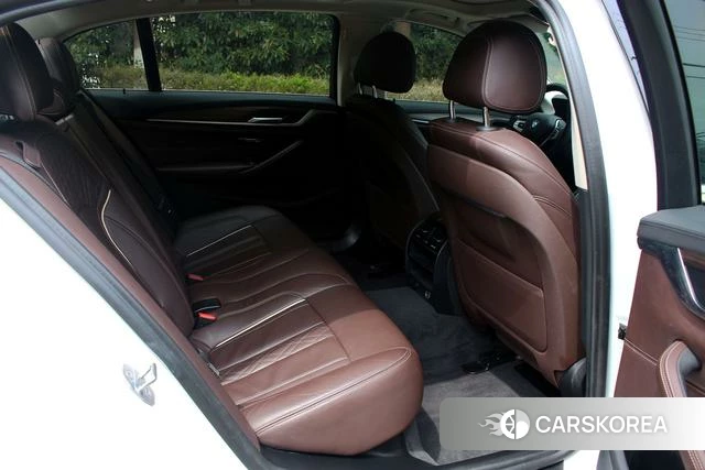 BMW 5 series PHEV 2019 Белый из Китая, фото 6