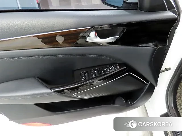 Kia Come New K7 2018 Белый из Кореи, фото 6