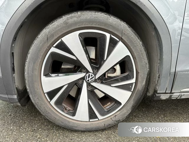 Volkswagen ID.6 X 2023 Темно-серый из Китая, фото 6