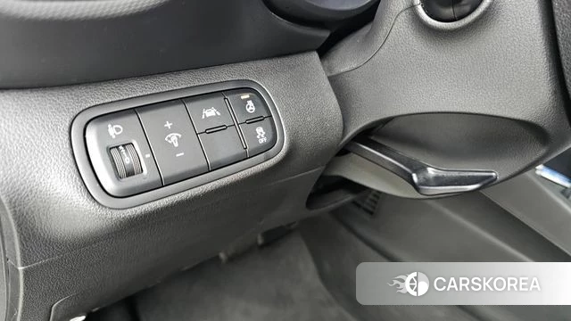 Hyundai Venue 2021 Серый из Кореи, фото 6