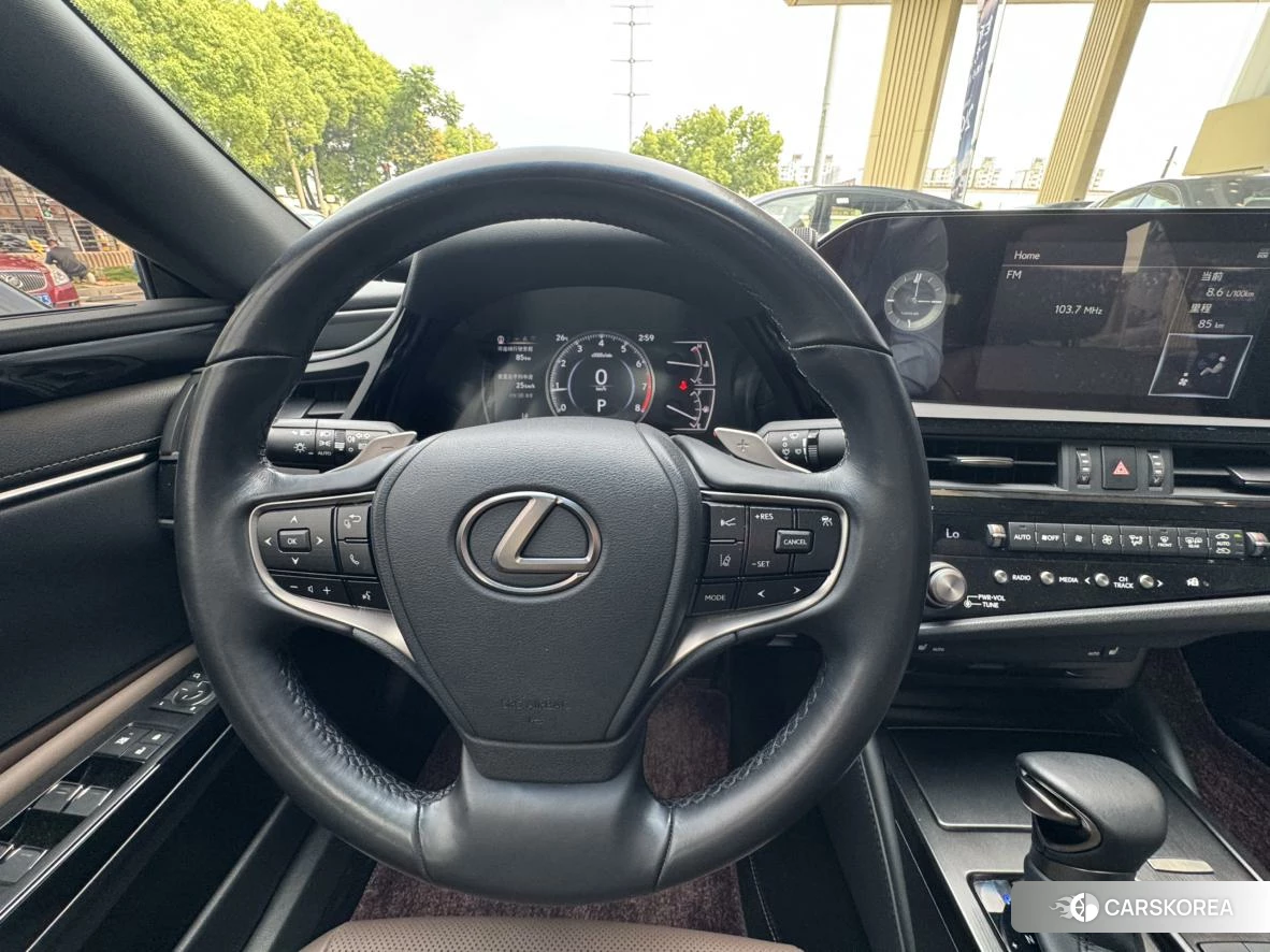 Lexus ES 2021 Серебристо-серый из Китая, фото 6