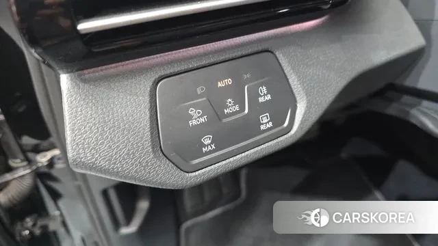 Volkswagen ID.4 2023 Черный из Кореи, фото 6