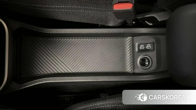 Mini Cooper C 4th generation 2025 Черный из Кореи, фото 6