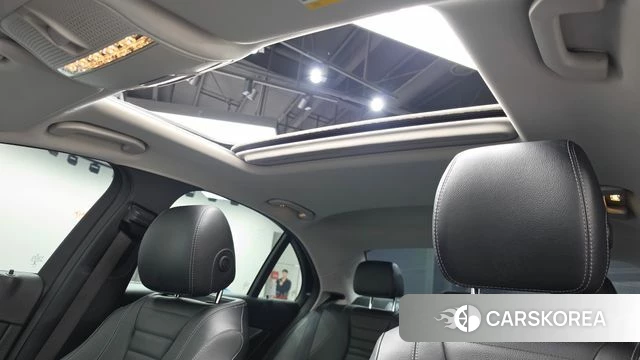 Mercedes-Benz E-Class W213 2018 Серый из Кореи, фото 6
