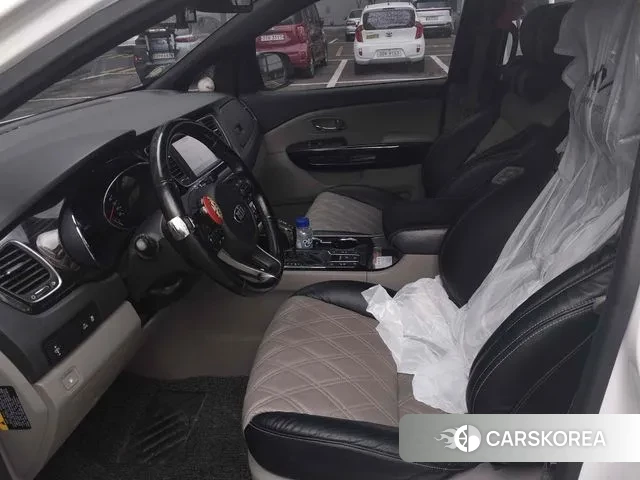 Kia The New Carnival 2018 Жемчужный цвет из Кореи, фото 6