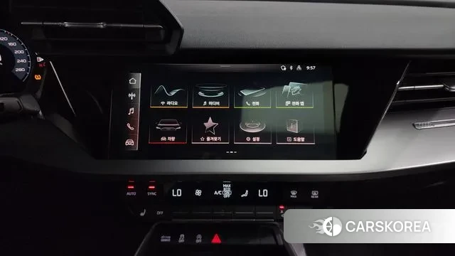 Audi A3 (8Y) 2023 Белый из Кореи, фото 6