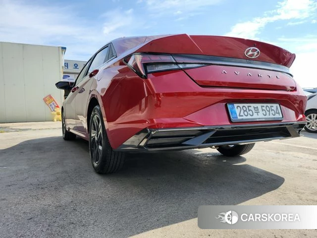 Hyundai Avante (CN7) 2023 Красный из Кореи, фото 6