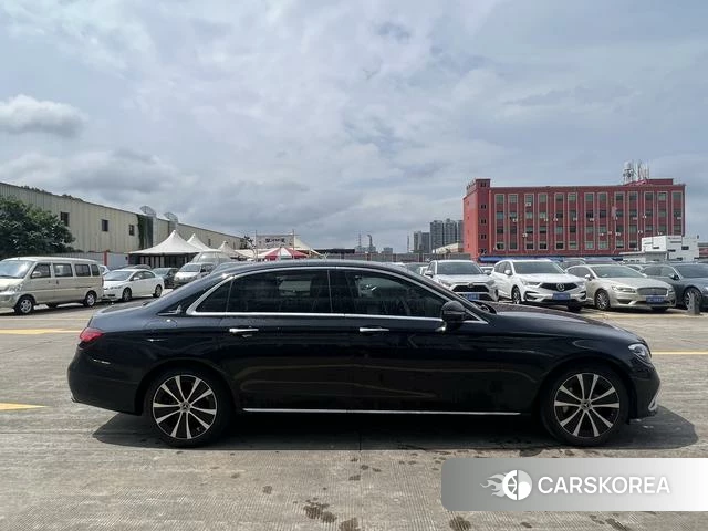 Mercedes-Benz E-class PHEV 2022 Черный из Китая, фото 6