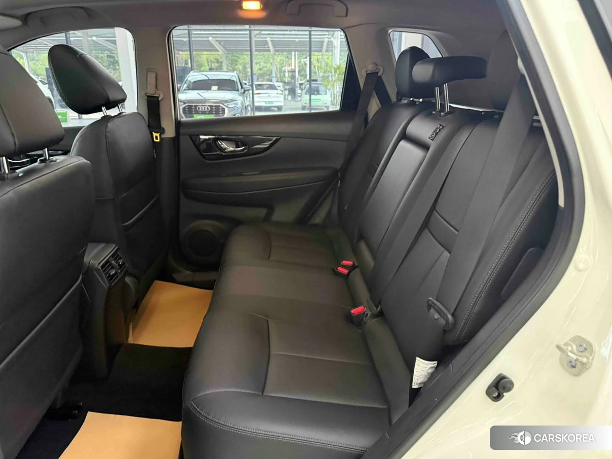 Nissan Qijun 2021 Белый из Китая, фото 6