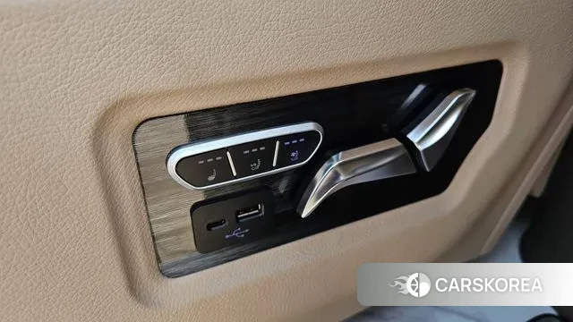 Kia Carnival 4th generation 2023 Белый из Кореи, фото 6