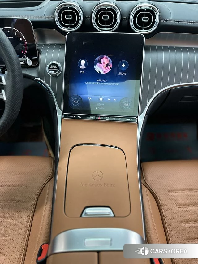 Mercedes-Benz GLC 2024 Серебристо-серый из Китая, фото 6