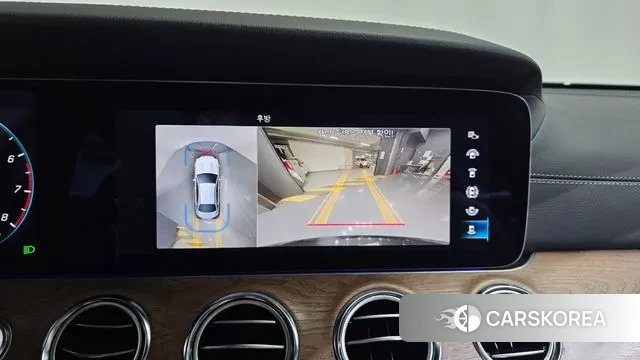 Mercedes-Benz E-Class W213 2023 Черный из Кореи, фото 6