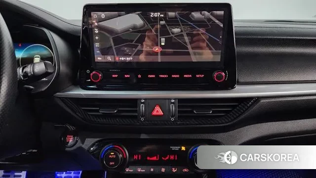 Kia The New K3 2nd generation 2021 Белый из Кореи, фото 6