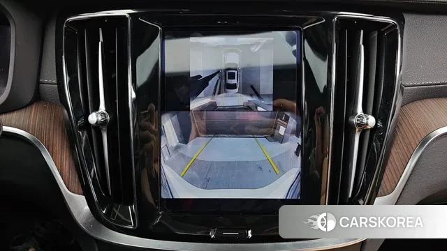 Volvo S60 3rd generation 2023 Белый из Кореи, фото 6