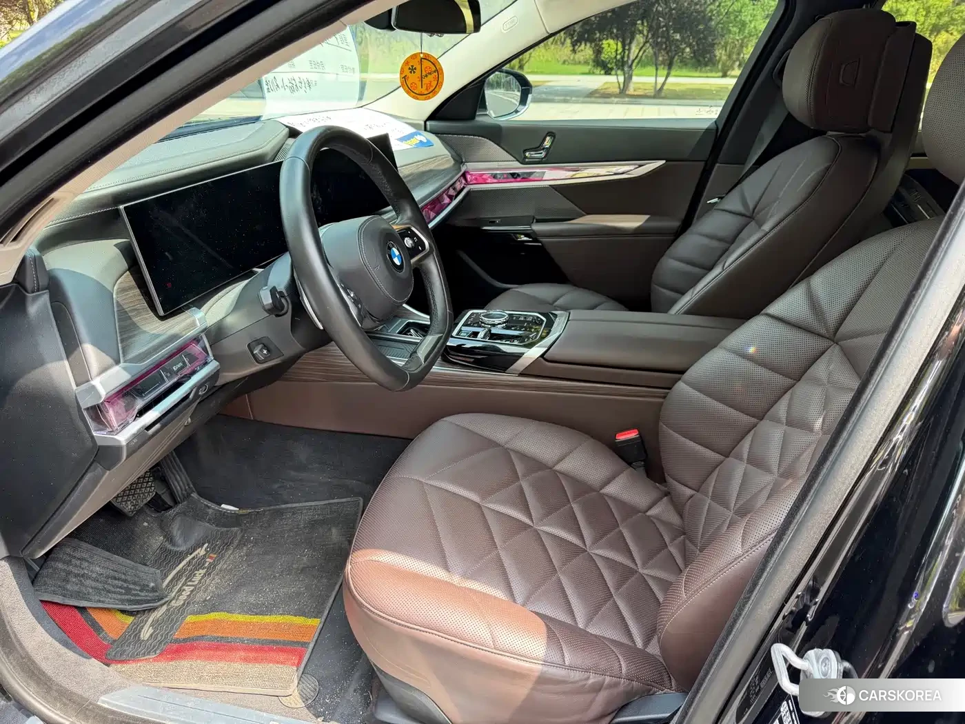 BMW 7 series 2023 Черный из Китая, фото 6