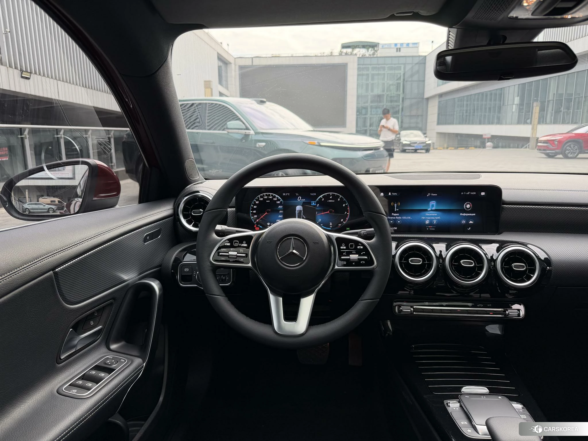 Mercedes-Benz Class A 2021 Красный из Китая, фото 6