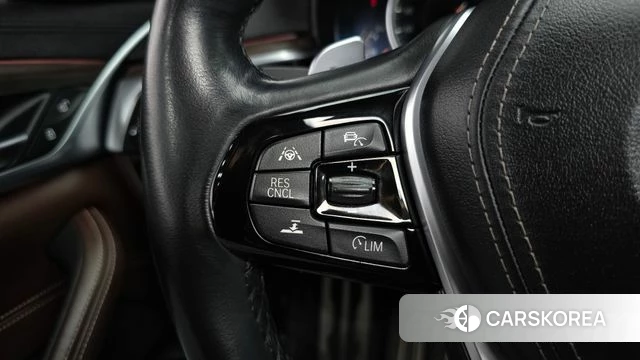 BMW 5 Series (G30) 2018 Белый из Кореи, фото 6