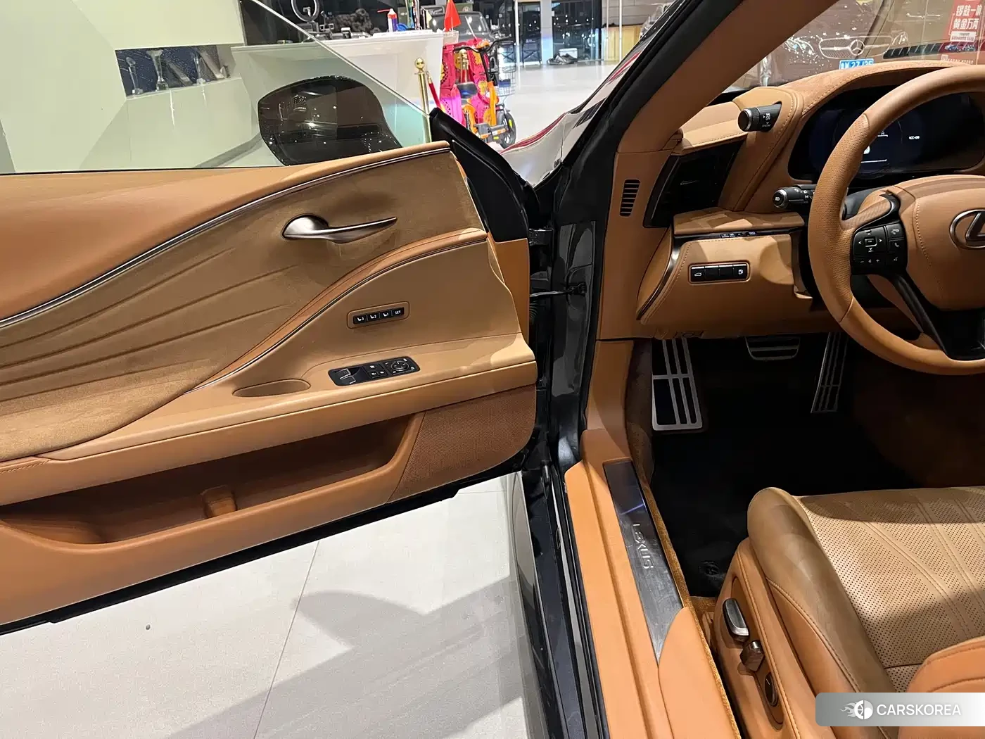 Lexus LC 2019 Silver/gray из Китая, фото 6