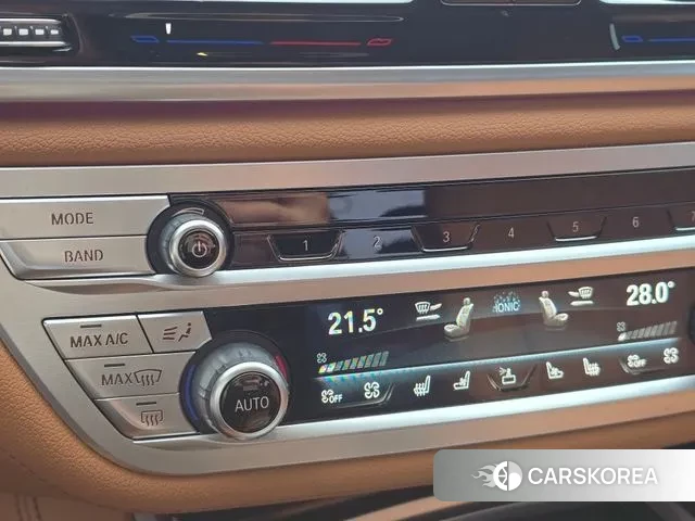 BMW 7 Series (G11) 2022 Белый из Кореи, фото 6