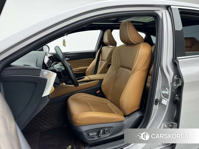Toyota Asian dragon 2024 Серебристо-серый из Китая, фото 6