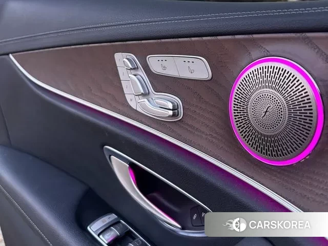 Mercedes-Benz E-Class W213 2020 Черный из Кореи, фото 6