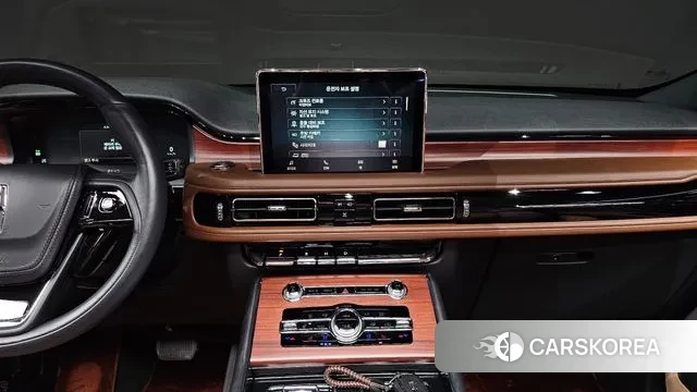 Lincoln Aviator 2nd generation 2023 Синий из Кореи, фото 6