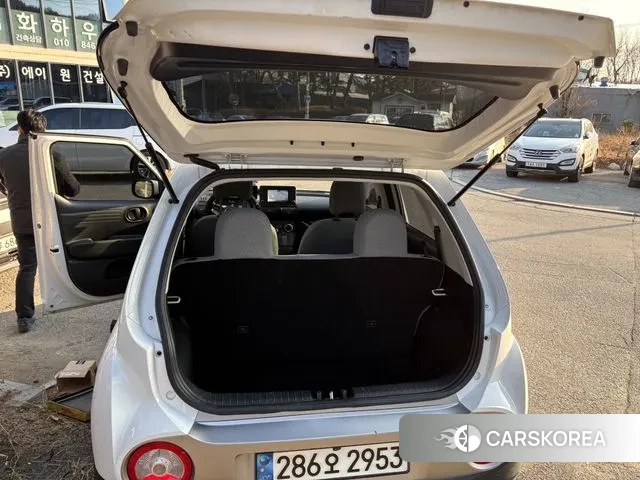 Hyundai Casper 2023 Белый из Кореи, фото 6