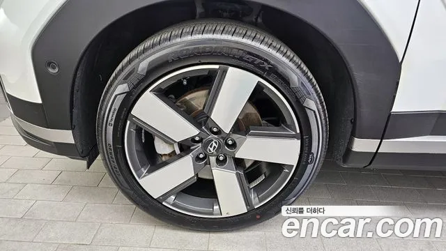 Hyundai Santa Fe (MX5) 2023 Белый из Кореи, фото 6