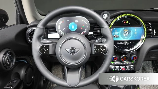 Mini Cooper 2022 Черный из Кореи, фото 6