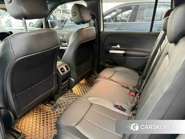 Mercedes-Benz GLB 2023 Белый из Китая, фото 6