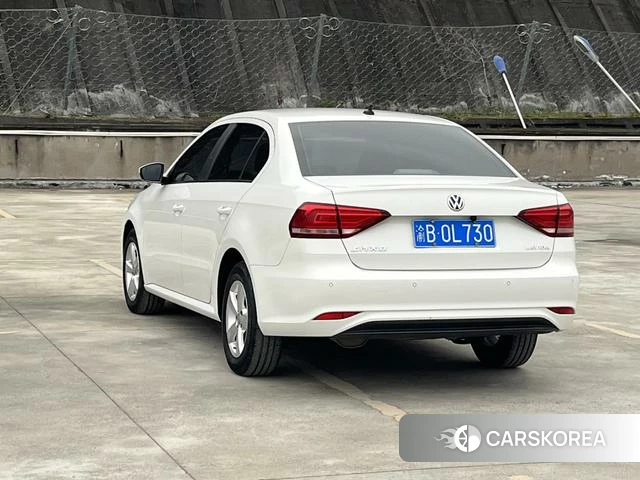 Volkswagen Lavida 2022 Белый из Китая, фото 6
