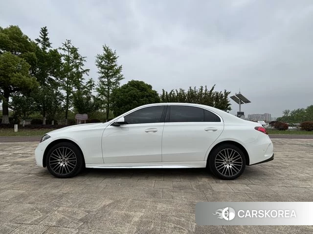 Mercedes-Benz Class C 2023 Белый из Китая, фото 6