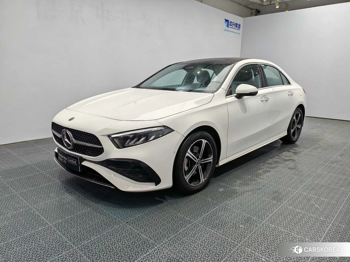 Mercedes-Benz Class A 2022 Белый из Китая, фото 6