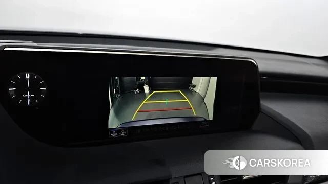 Lexus ES300h 7th generation 2018 Серый из Кореи, фото 6