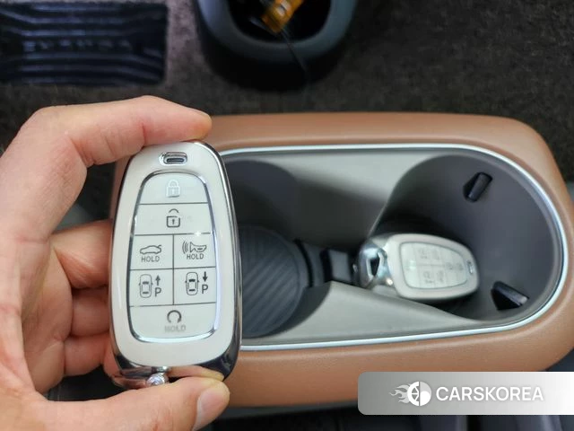 Hyundai Ionic 5 2022 Черный двухцветный из Кореи, фото 6