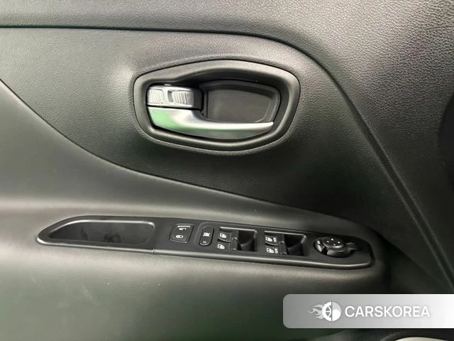 Jeep Renegade 2018 Черный из Кореи, фото 6