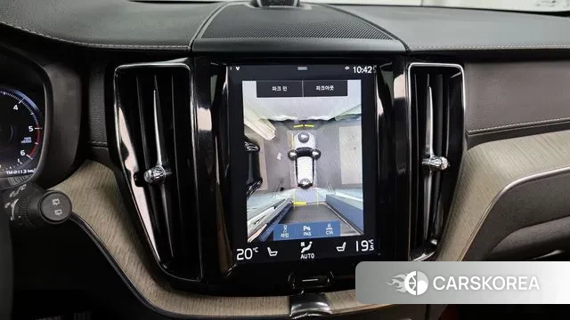 Volvo XC60 second Generation 2020 Белый из Кореи, фото 6