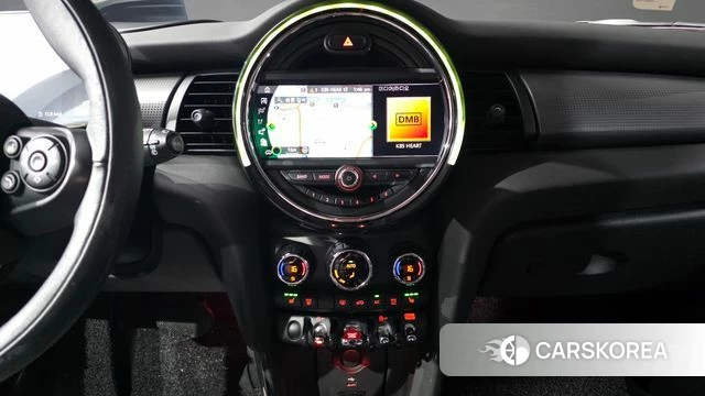 Mini Cooper 2020 Жемчужный цвет из Кореи, фото 6