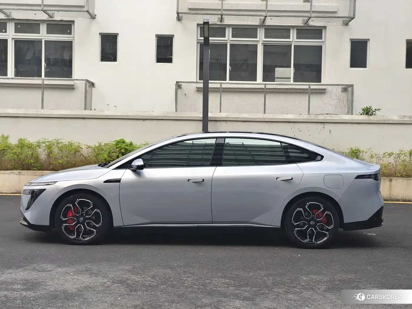 Nissan N7 2025 Silver/gray из Китая, фото 6