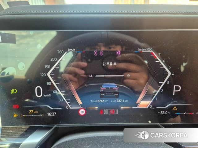 BMW 7 Series (G70) 2025 Черный из Кореи, фото 6