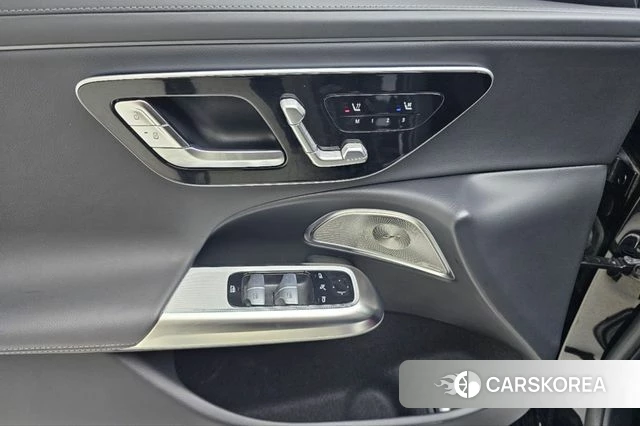 Mercedes-Benz E-Class W214 2025 Черный из Кореи, фото 6