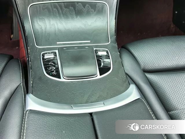 Mercedes-Benz Class C 2021 Зеленый из Китая, фото 6