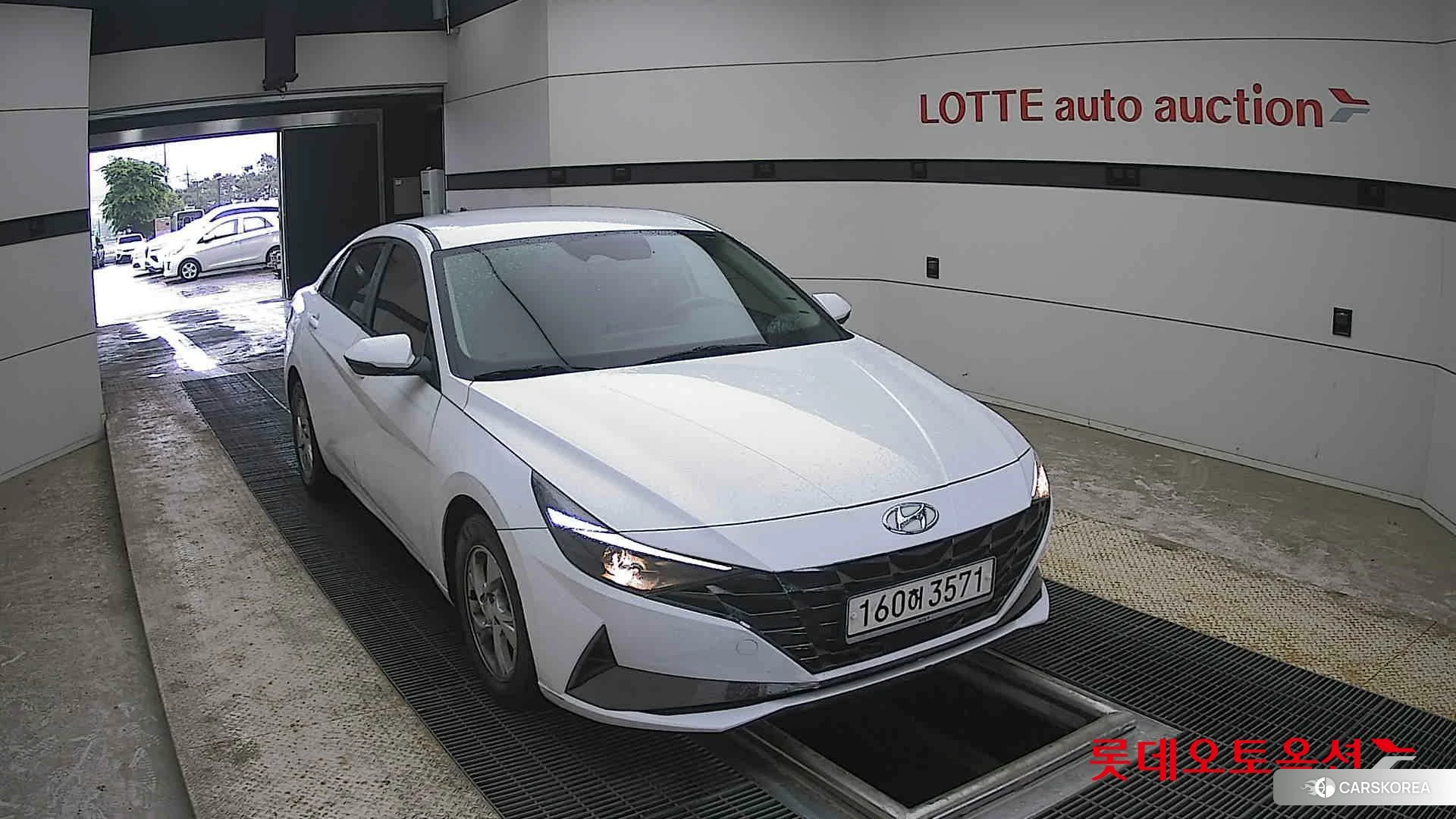 Hyundai Avante 2021 Polar White из Кореи, фото 6
