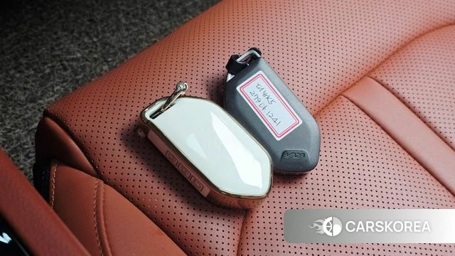 Kia The New K5 3rd generation 2023 Белый из Кореи, фото 6