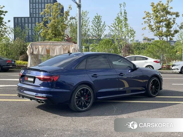 Audi S4 2021 Синий из Китая, фото 6
