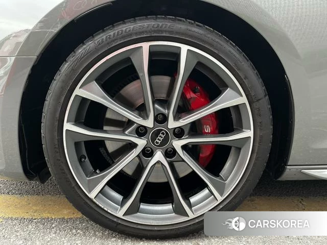 Audi S4 2022 Темно-серый из Китая, фото 6